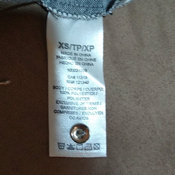 XS Off the shoulder Blouse - Picture 4 of 4